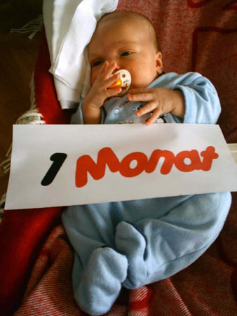 Monat1